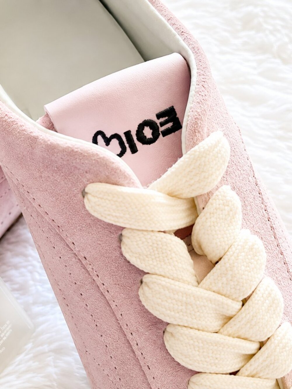Alo Yoga x JISOO Sunset Sneakers Bloom Pink M7/W8.5 NWT - Picture 8 of 13